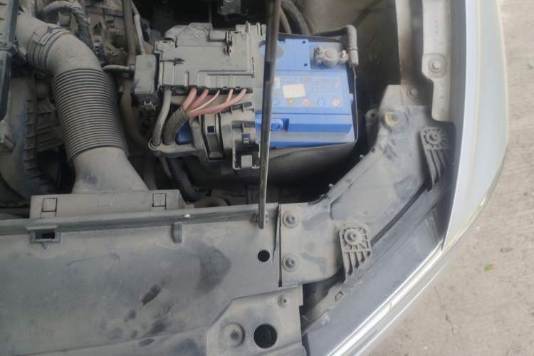 Used Volkswagen Bora 2016 1.6L Manual Comfort Model Engine Bay Left