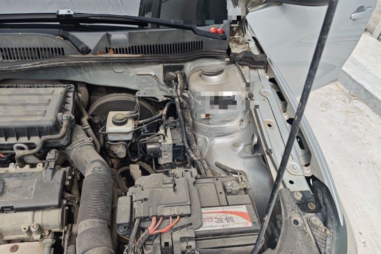 Used Volkswagen Bora 2016 1.6L Manual Comfort Model Engine Bay Left