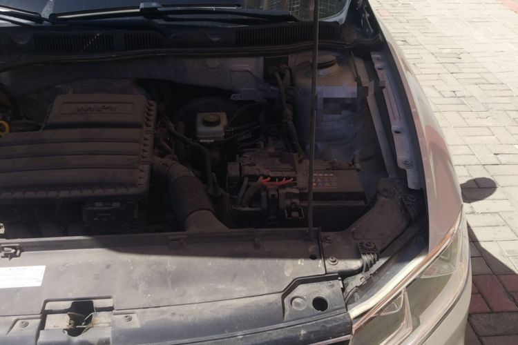 Used Volkswagen Bora 2016 1.6L Manual Comfort Model Engine Bay Left