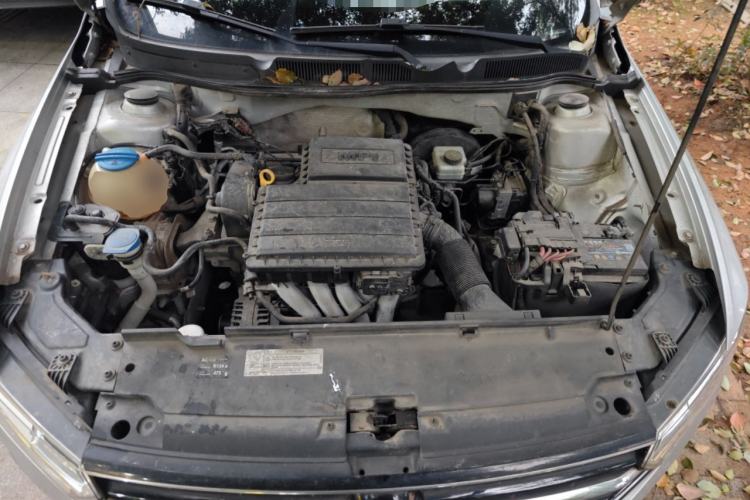 Used Volkswagen Bora 2016 1.6L Manual Comfort Model Engine Bay