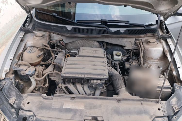 Used Volkswagen Bora 2016 1.6L Manual Fashion Edition Engine Bay