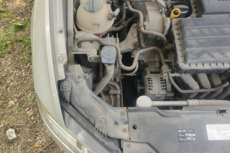 Used Volkswagen Bora 2016 1.6L Manual Comfort Model Engine Bay Right