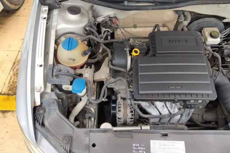 Used Volkswagen Bora 2016 1.6L Manual Comfort Model Engine Bay Right