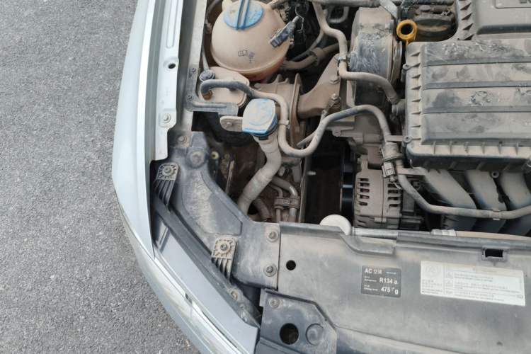 Used Volkswagen Bora 2016 1.6L Automatic Comfort Model Engine Bay Right