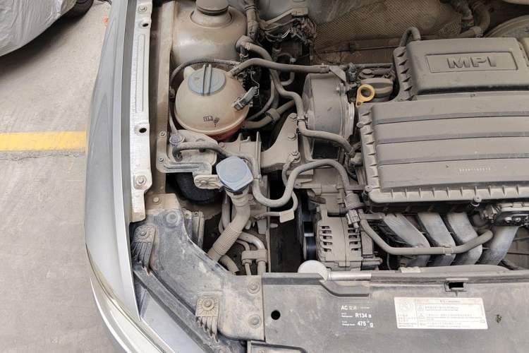 Used Volkswagen Bora 2016 1.6L Automatic Comfort Model Engine Bay Right
