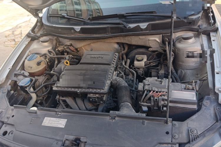 Used Volkswagen Bora 2016 1.6L Manual Comfort Model Engine Bay