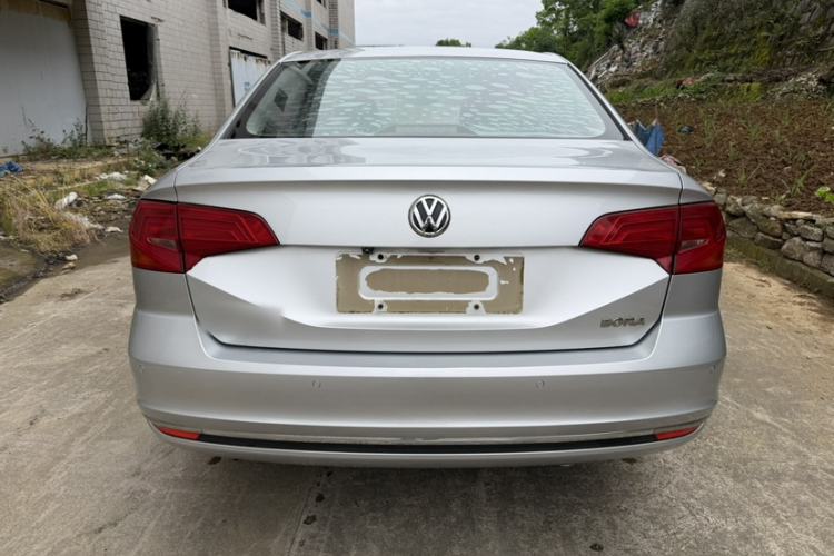 Used Volkswagen Bora 2016 1.6L Automatic Comfort Model Exterior 4