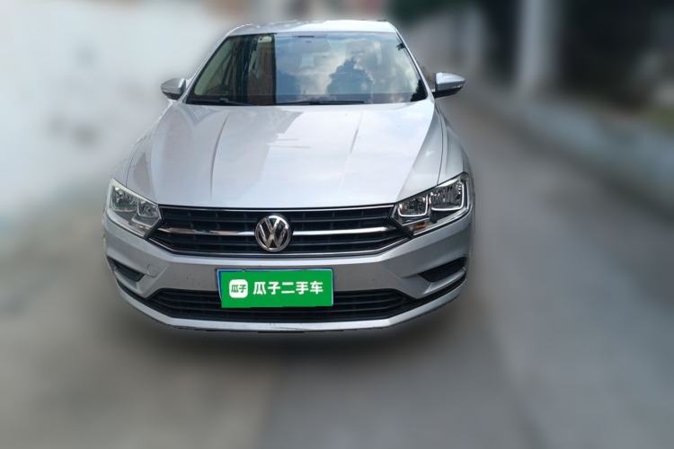 Used Volkswagen Bora 2016 1.6L Manual Fashion Edition Front