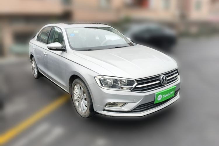 Used Volkswagen Bora 2016 1.6L Automatic Comfort Model Front Right 45 Deg