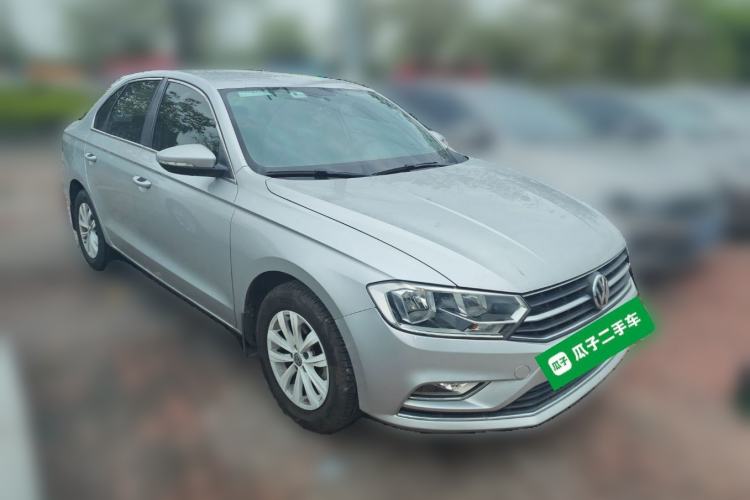 Used Volkswagen Bora 2016 1.6L Manual Fashion Edition Front Right 45 Deg