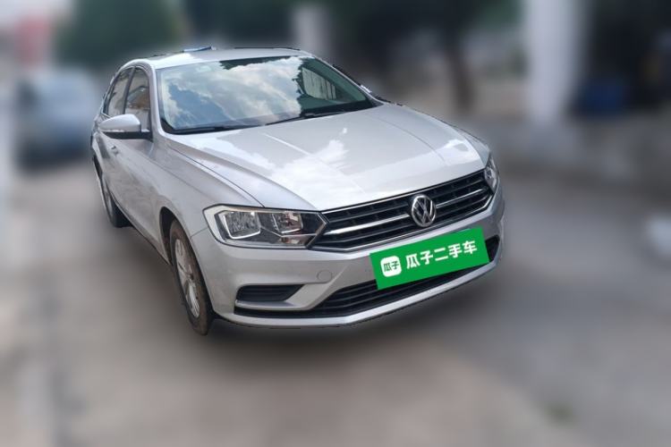 Used Volkswagen Bora 2016 1.6L Manual Fashion Edition Front Right 45 Deg