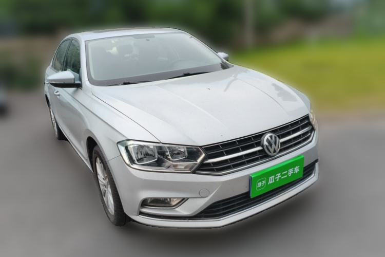 Used Volkswagen Bora 2016 1.6L Automatic Comfort Model Front Right 45 Deg