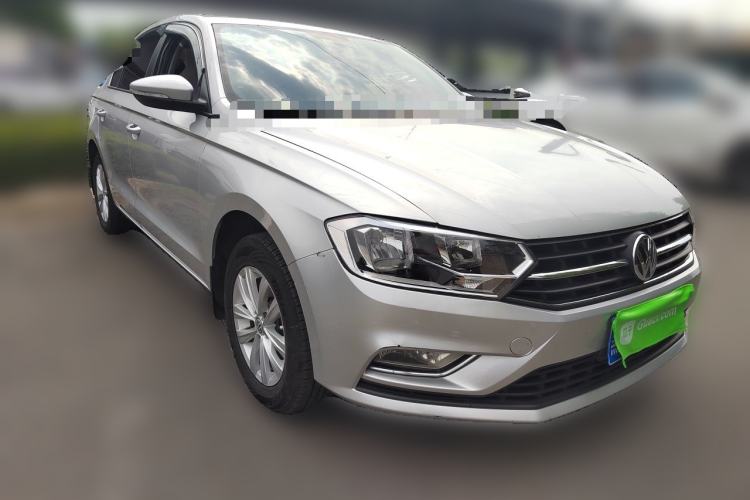 Used Volkswagen Bora 2016 1.6L Manual Fashion Edition Front Right 45 Deg