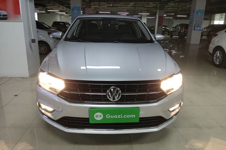 Used Volkswagen Bora 2016 1.6L Manual Comfort Model Front