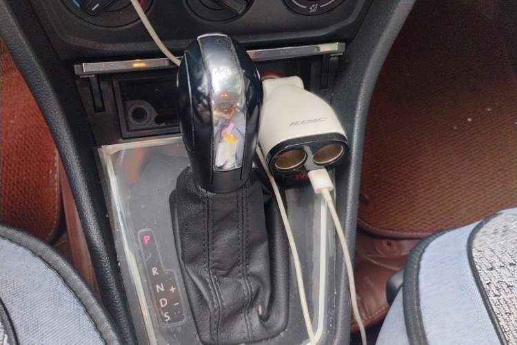 Used Volkswagen Bora 2016 1.6L Automatic Fashion Model Gear Lever