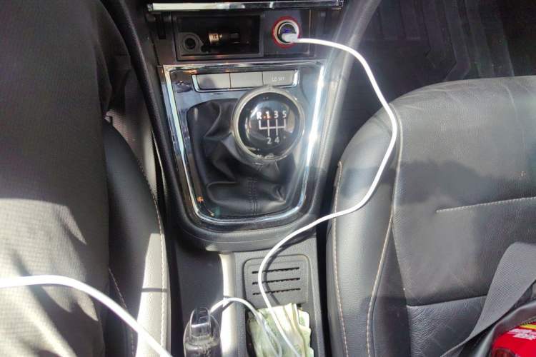 Used Volkswagen Bora 2016 1.6L Manual Comfort Model Gear Lever