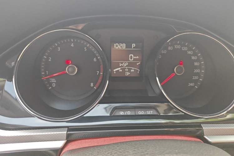 Used Volkswagen Bora 2016 1.6L Automatic Comfort Model Instrument Cluster