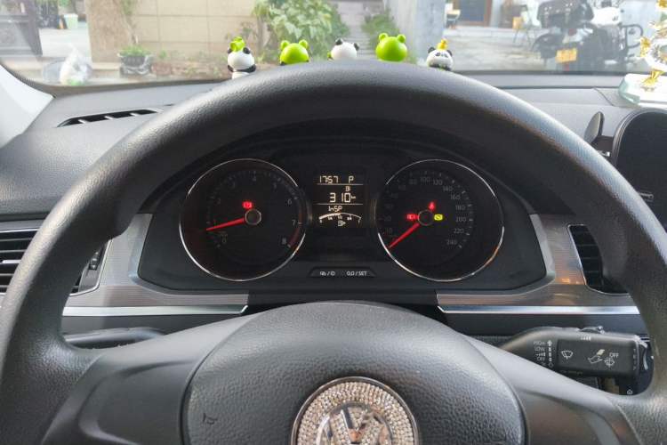 Used Volkswagen Bora 2016 1.6L Automatic Fashion Model Instrument Cluster