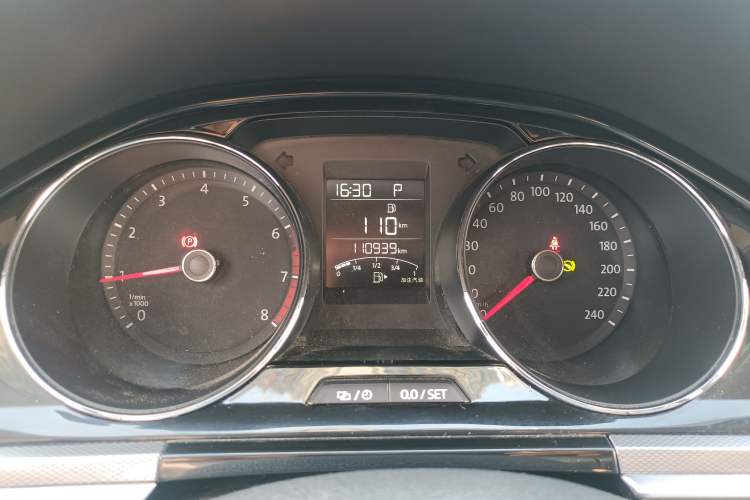 Used Volkswagen Bora 2016 1.6L Automatic Comfort Model Instrument Cluster