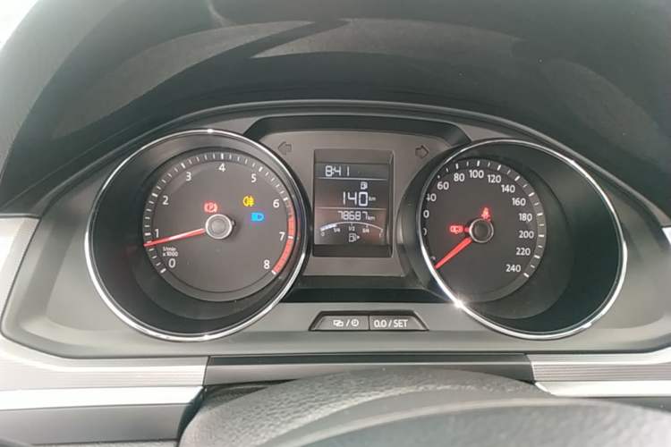 Used Volkswagen Bora 2016 1.6L Manual Fashion Edition Instrument Cluster