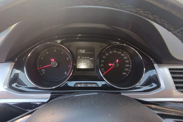 Used Volkswagen Bora 2016 1.6L Manual Comfort Model Instrument Cluster