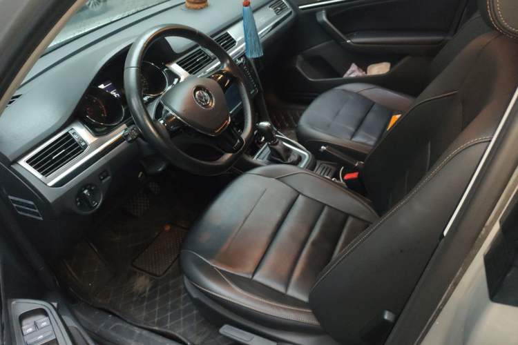 Used Volkswagen Bora 2016 1.6L Automatic Comfort Model Left Front Seat