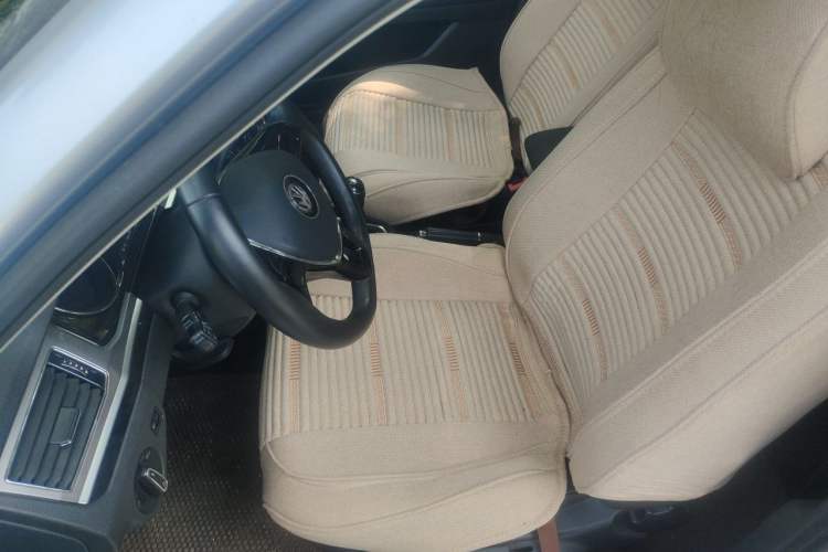 Used Volkswagen Bora 2016 1.6L Manual Comfort Model Left Front Seat