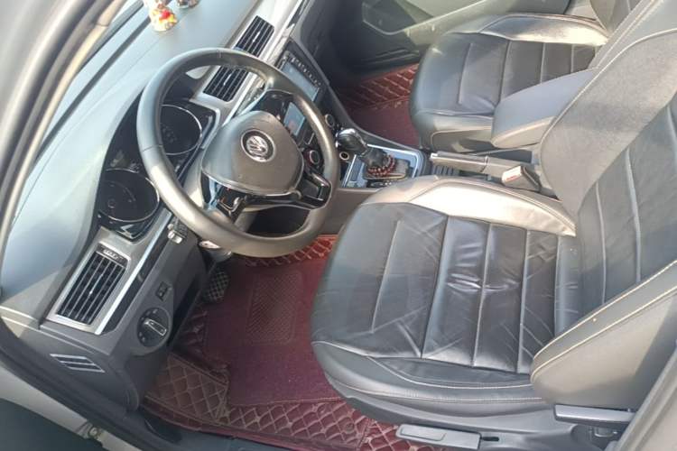 Used Volkswagen Bora 2016 1.6L Automatic Comfort Model Left Front Seat