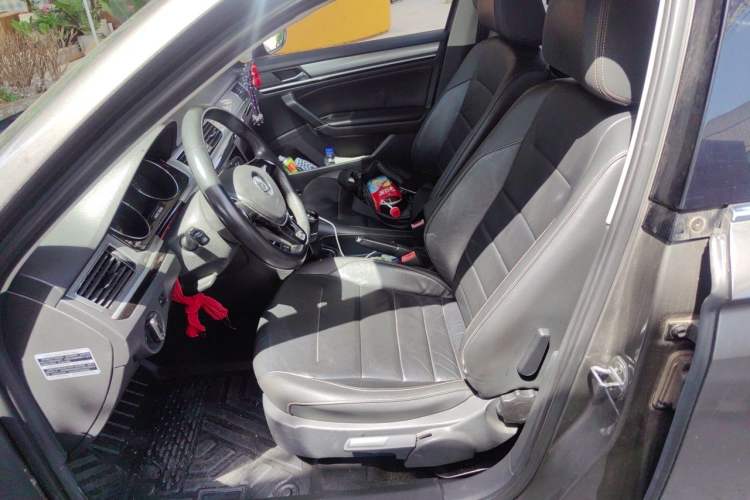 Used Volkswagen Bora 2016 1.6L Manual Comfort Model Left Front Seat