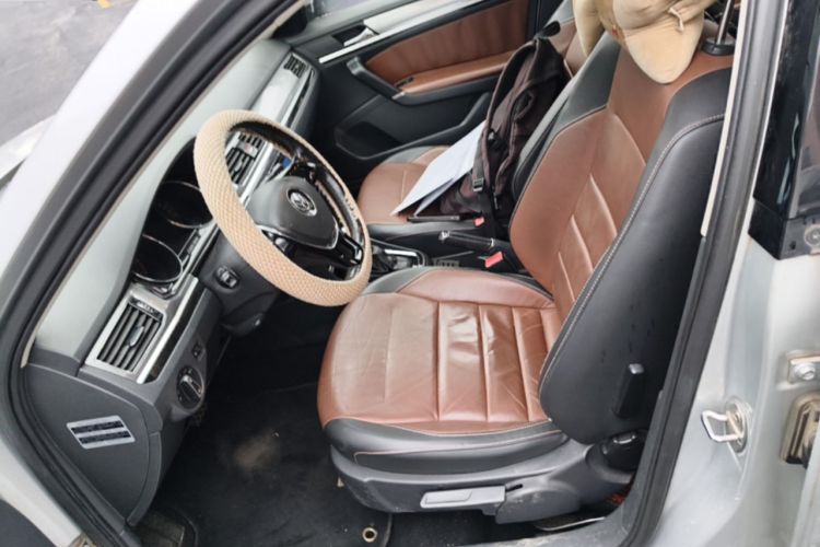 Used Volkswagen Bora 2016 1.6L Automatic Comfort Model Left Front Seat