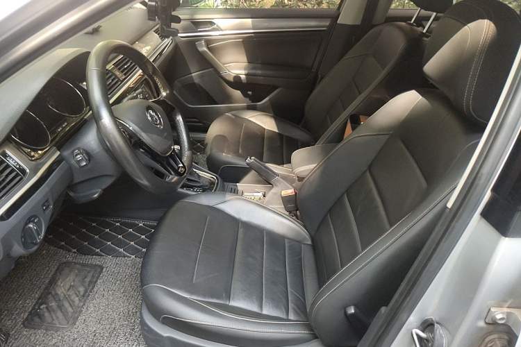 Used Volkswagen Bora 2016 1.6L Automatic Comfort Model Left Front Seat
