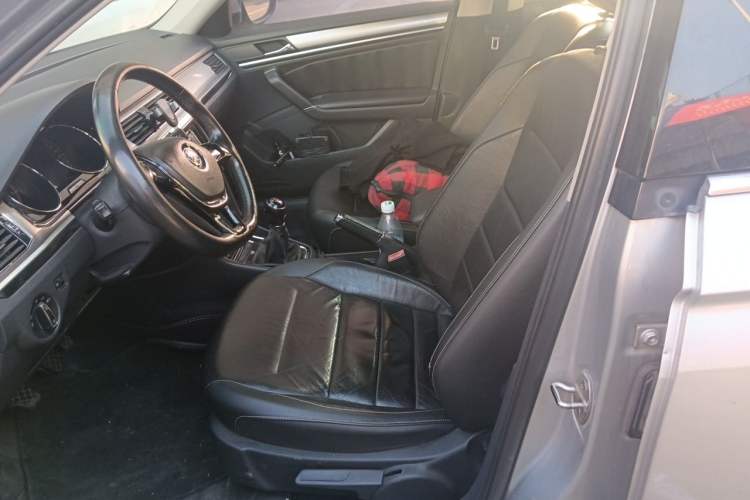 Used Volkswagen Bora 2016 1.6L Manual Comfort Model Left Front Seat