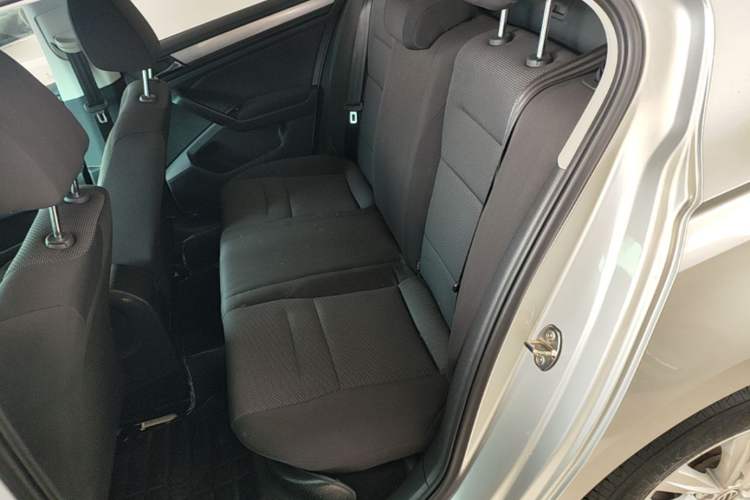 Used Volkswagen Bora 2016 1.6L Automatic Fashion Model Left Rear Seat