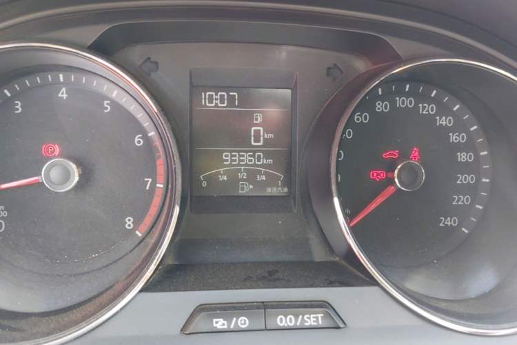 Used Volkswagen Bora 2016 1.6L Manual Fashion Edition Odometer Close Up