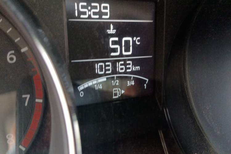 Used Volkswagen Bora 2016 1.6L Manual Fashion Edition Odometer Close Up