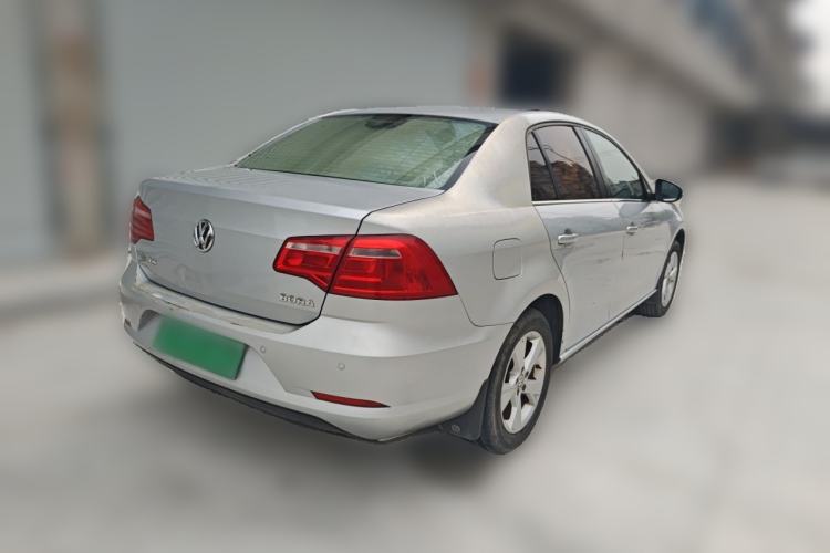 Used Volkswagen Bora 2016 1.6L Manual Comfort Model Rear Right 45 Deg