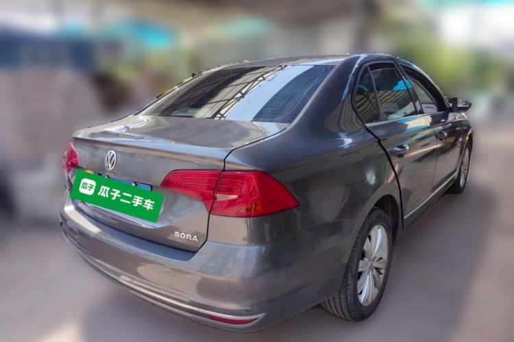 Used Volkswagen Bora 2016 1.6L Manual Comfort Model Rear Right 45 Deg