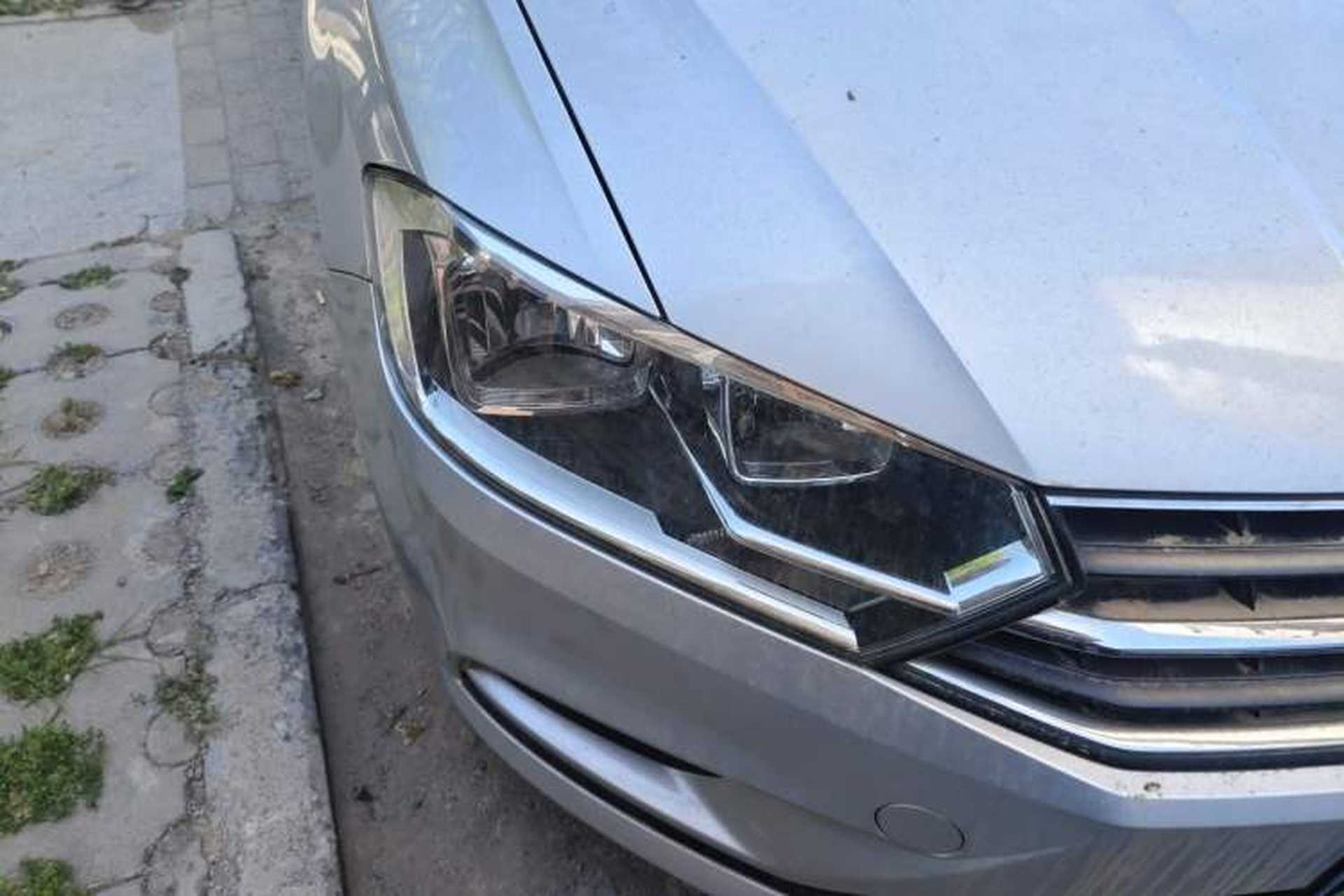 Used Volkswagen Bora 2016 1.6L Manual Fashion Edition Right Front Headlight