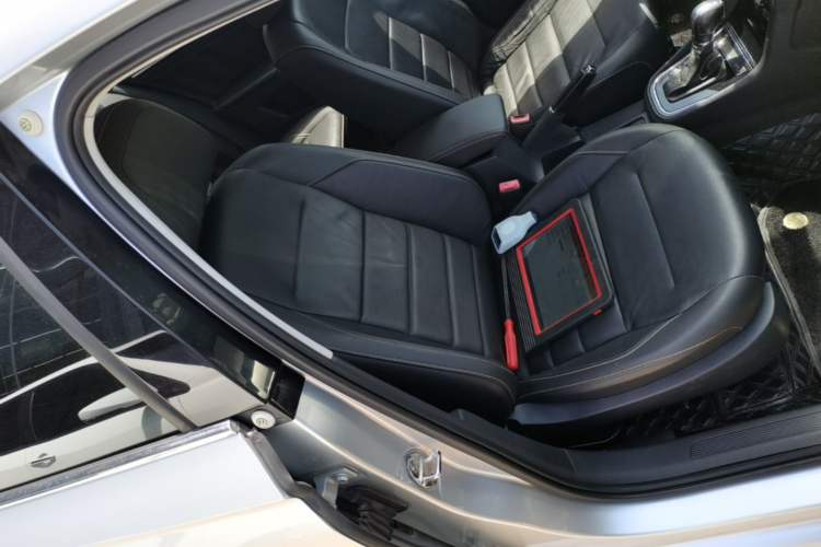 Used Volkswagen Bora 2016 1.6L Automatic Comfort Model Right Front Seat