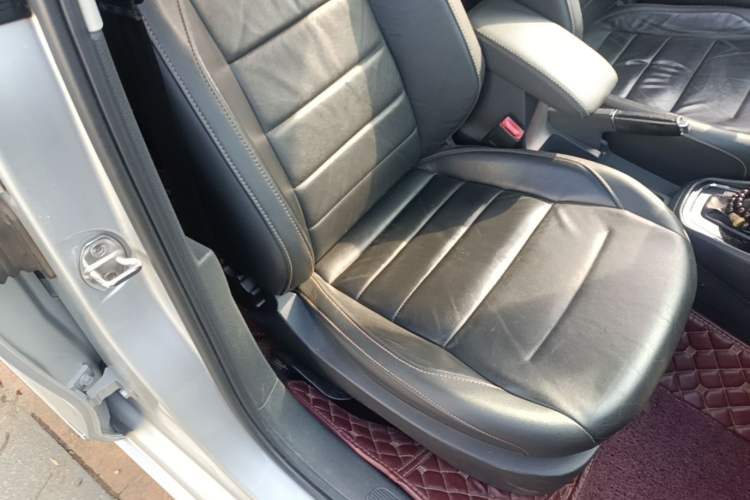 Used Volkswagen Bora 2016 1.6L Automatic Comfort Model Right Front Seat