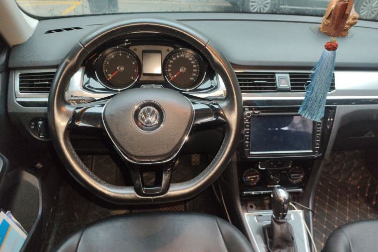 Used Volkswagen Bora 2016 1.6L Automatic Comfort Model Steering Wheel
