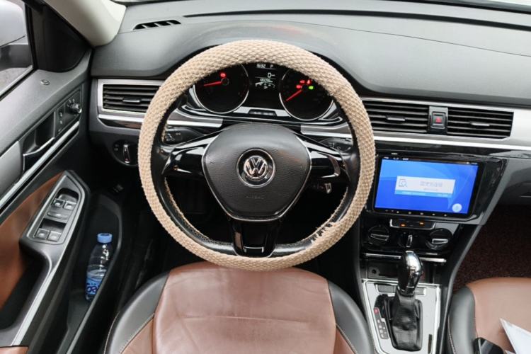 Used Volkswagen Bora 2016 1.6L Automatic Comfort Model Steering Wheel