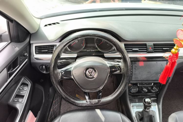 Used Volkswagen Bora 2016 1.6L Manual Comfort Model Steering Wheel