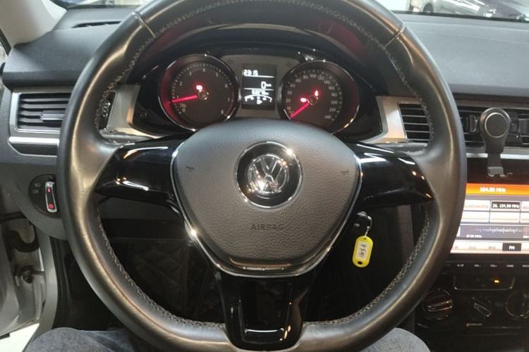 Used Volkswagen Bora 2016 1.6L Manual Comfort Model Steering Wheel