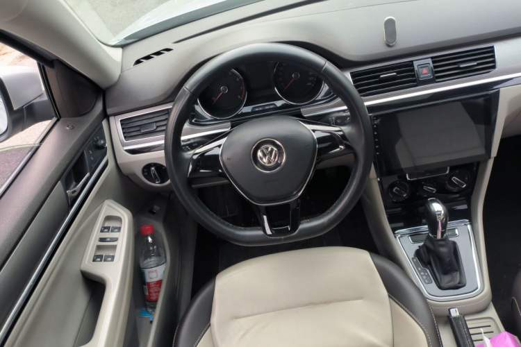 Used Volkswagen Bora 2016 1.6L Automatic Comfort Model Steering Wheel