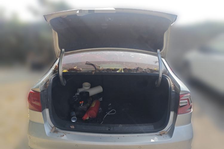 Used Volkswagen Bora 2016 1.6L Automatic Comfort Model Trunk