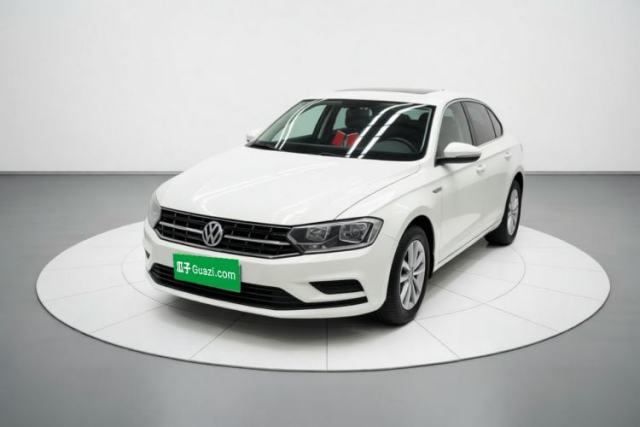 Ojetý Volkswagen Bora 2016 1.6L Automatic Fashion Model