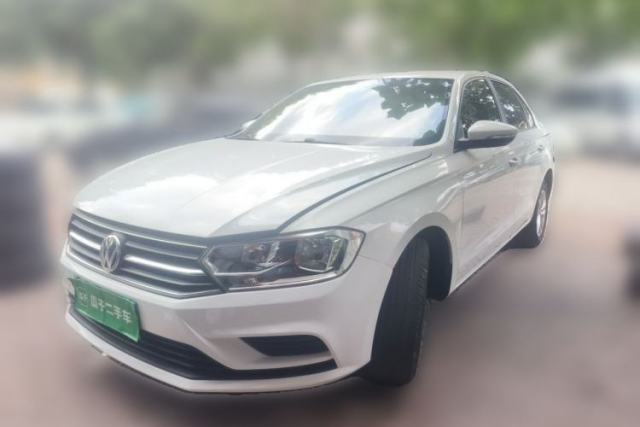 Ojetý Volkswagen Bora 2016 1.6L Manual Fashion Edition