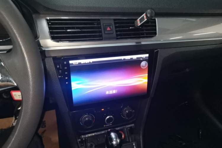 Used Volkswagen Bora 2016 1.6L Automatic Fashion Model Audio And AC Panel