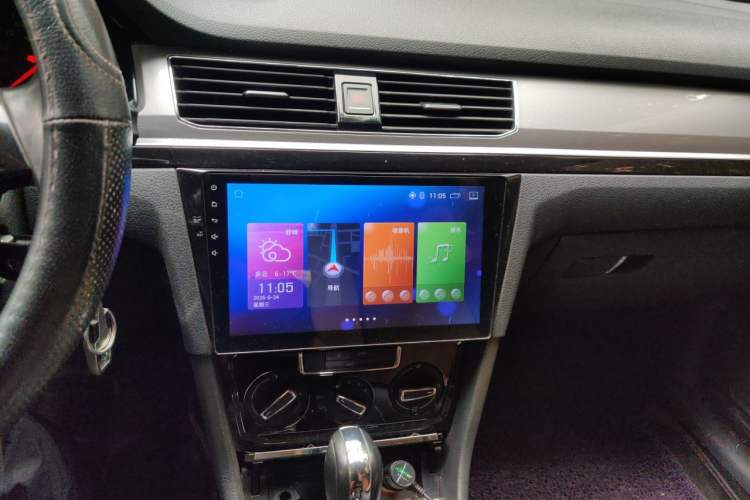 Used Volkswagen Bora 2016 1.6L Automatic Comfort Model Audio And AC Panel